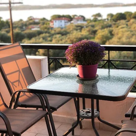 Apartment Balconaki In *