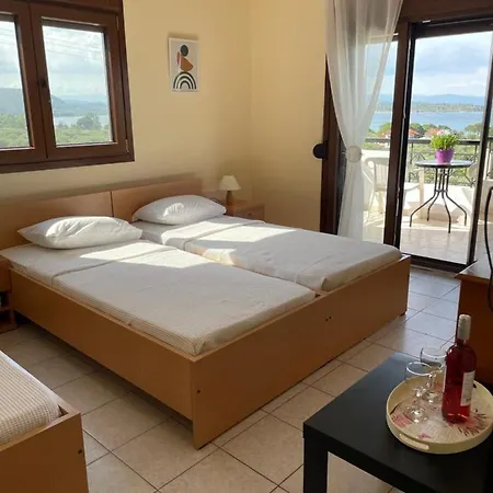 Balconaki In * Vourvourou