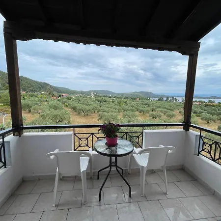 Balconaki In *