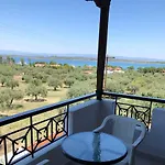 Balconaki In *