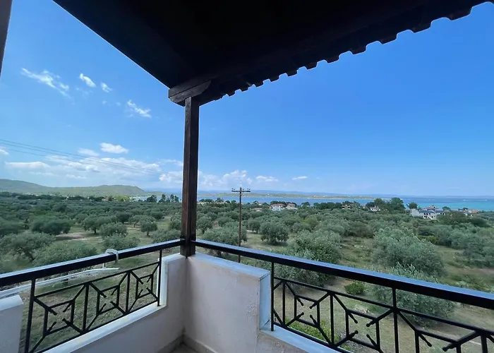 Balconaki In * Βουρβουρού