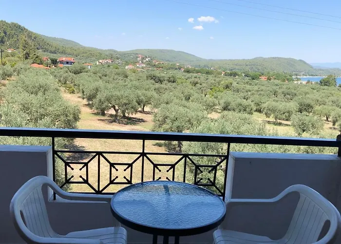 Balconaki In Βουρβουρού